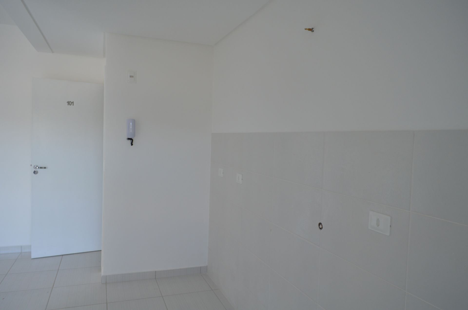 Apartamento à venda com 2 quartos, 64m² - Foto 27