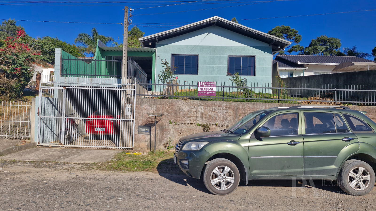 Casa à venda no Colonial