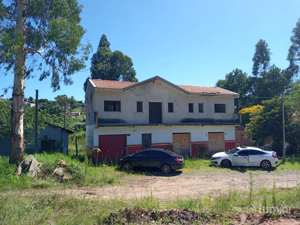 TERRENO À VENDA EM OLARIAS 