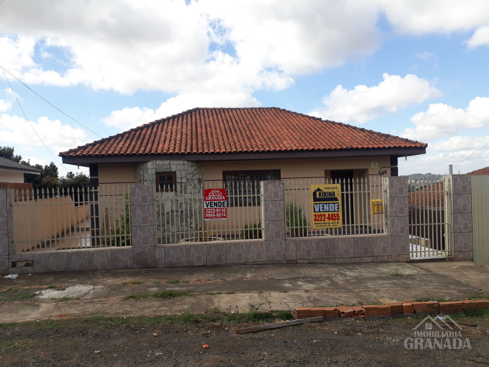 Residências à venda- Bairro Contorno- Vila Raquel