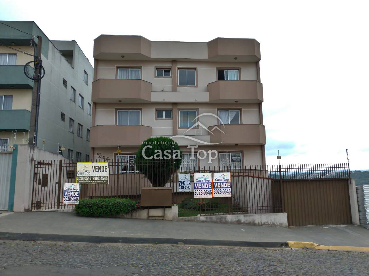 Apartamento à venda Uvaranas - Edifício San Juan