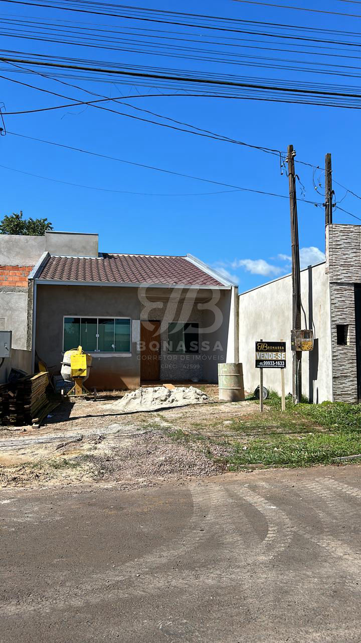 Casa à venda no bairro Pinheirão