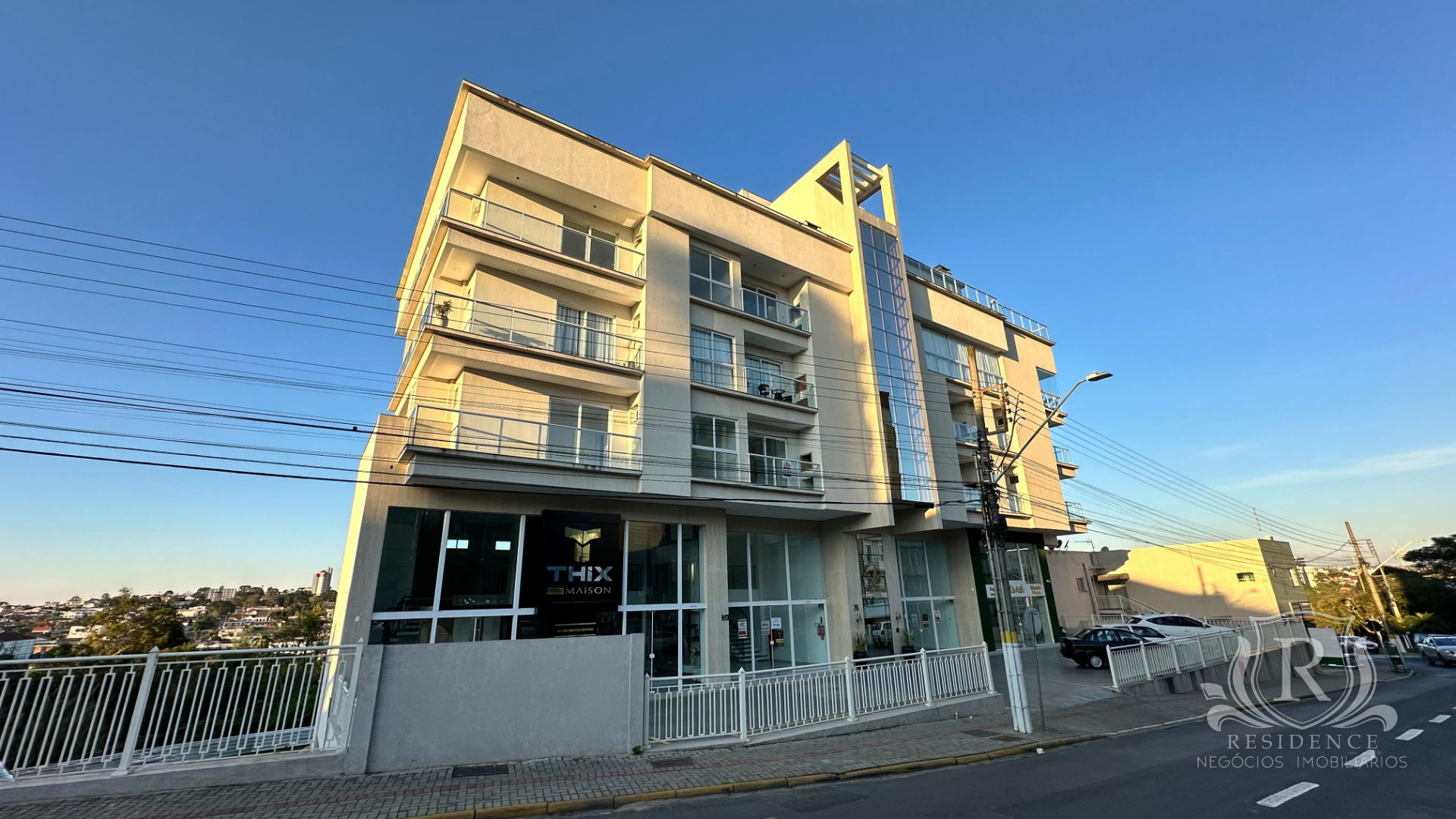 Apartamento em alto padrão de acabamento à venda no Centro de Mafra