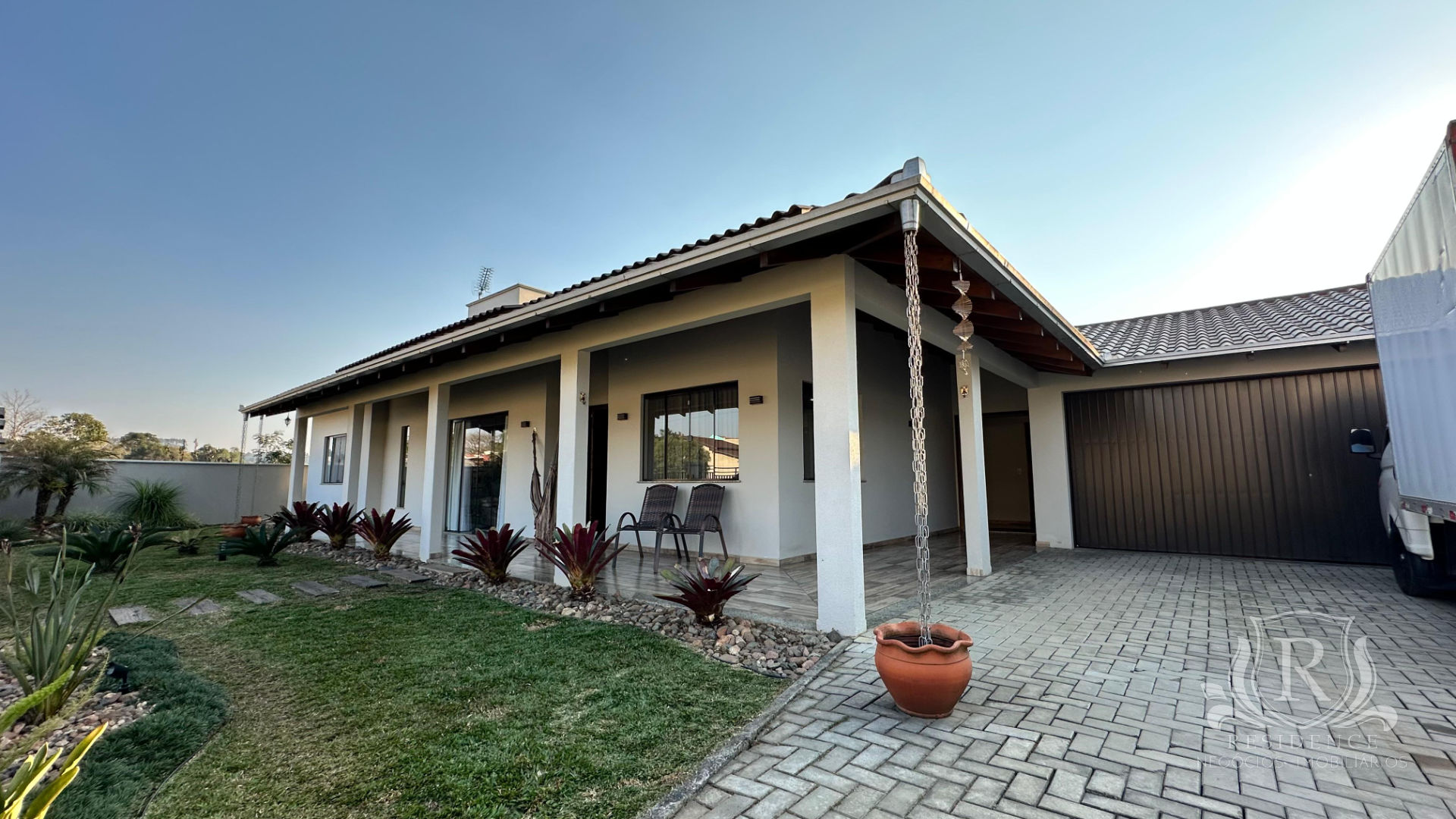 Casa com móveis sob medida à Venda no bairro Vila Nova - Mafra/SC