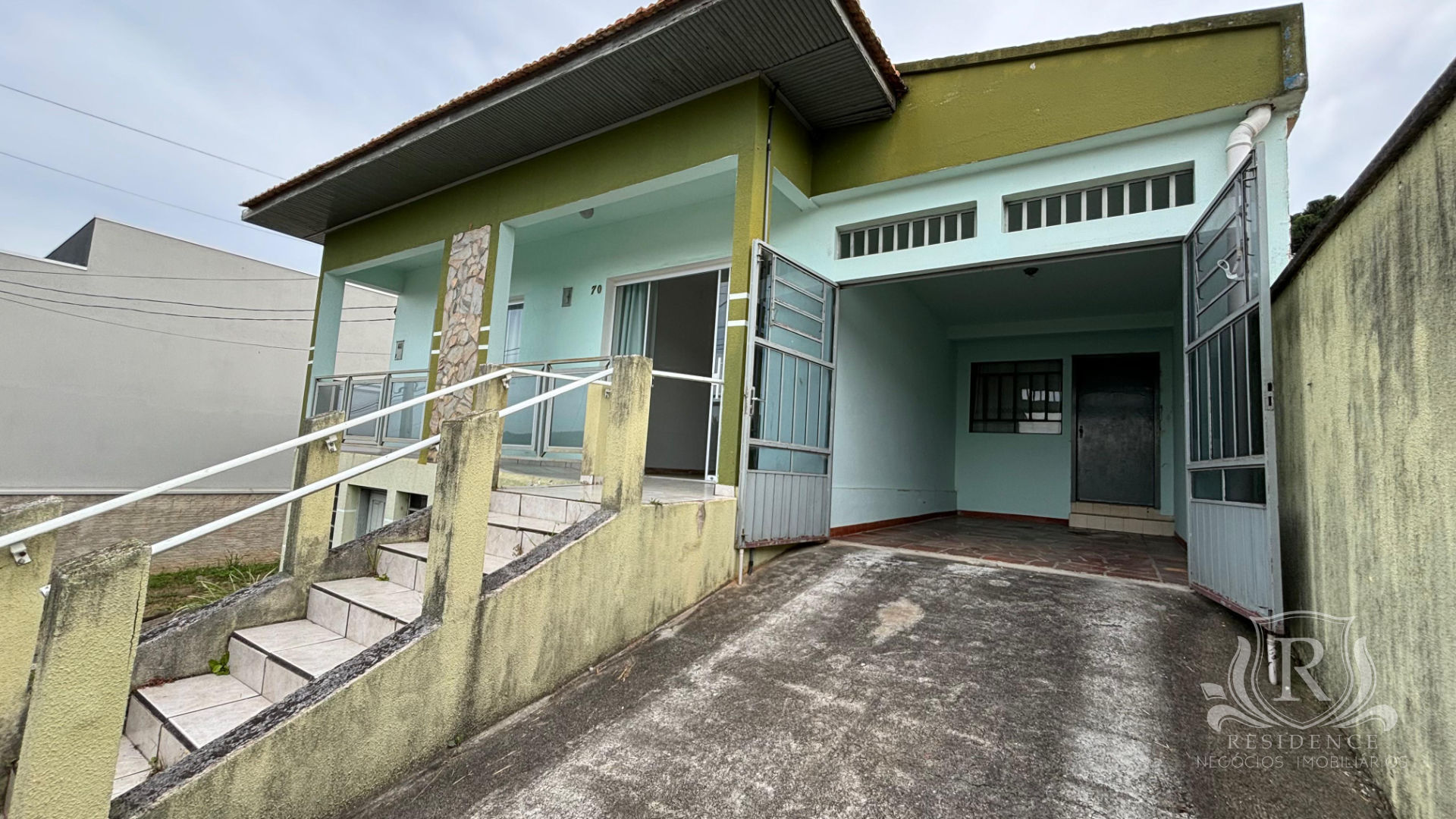 Casa à Locação no bairro Bom Jesus em Rio Negro